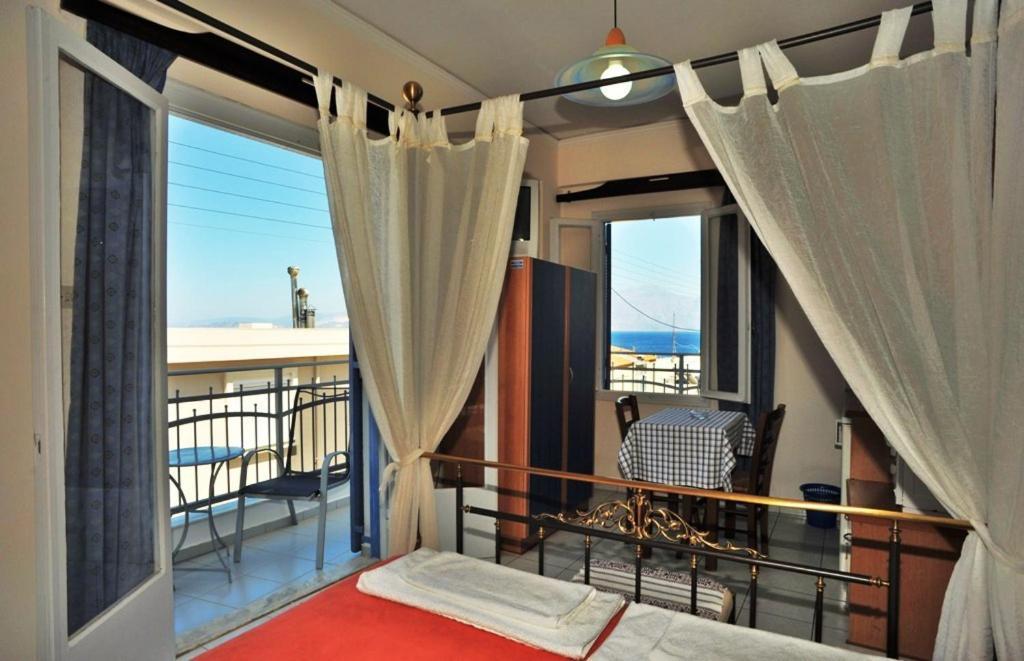 Pergola Hotel Ayos Nikolaos Oda fotoğraf